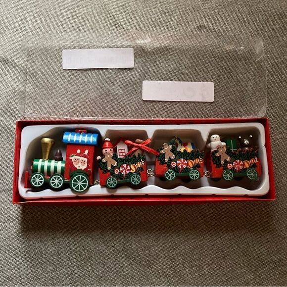 Mini Wood Toy Train - Picture 2 of 10